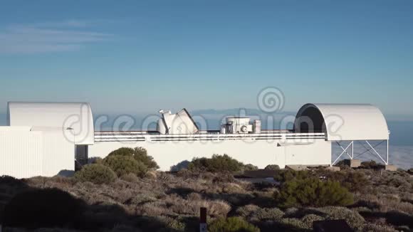 天文站的扭曲望远镜视频的预览图
