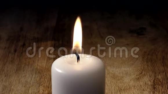 蜡烛火焰视频的预览图