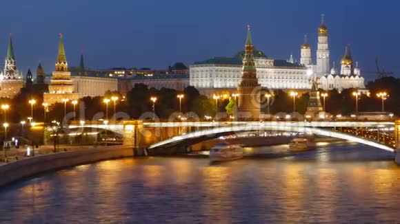 莫斯科克里姆林宫的夜光视频的预览图