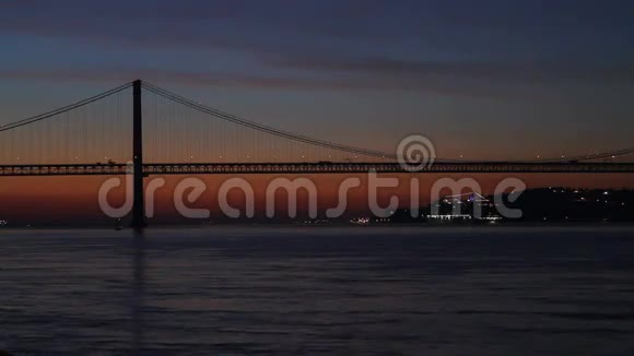 4月25日葡萄牙里斯本大桥视频的预览图