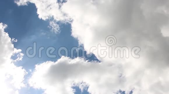 白云大气天气视频的预览图