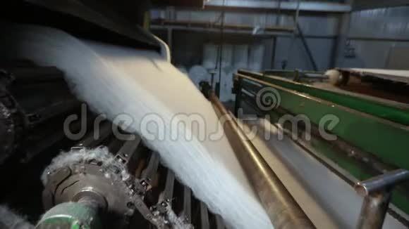 播种机制造工艺聚酯输送机生产线无纺布工厂视频的预览图