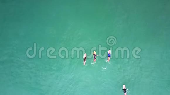 相机移动冲浪板与手划划板视频的预览图