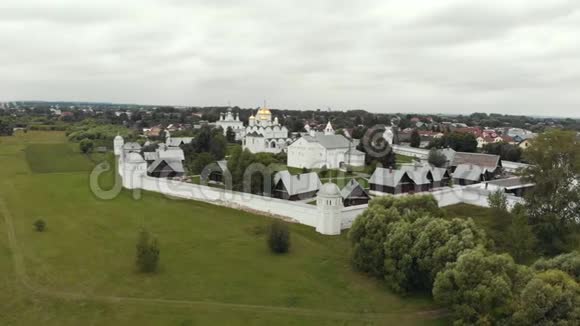 小基督教村苏兹达尔俄罗斯视频的预览图
