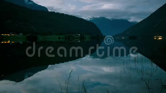 在Mindresunde营挪威使时间逐夜流逝视频的预览图