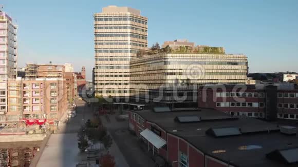 市中心马尔默大学的鸟瞰图视频的预览图