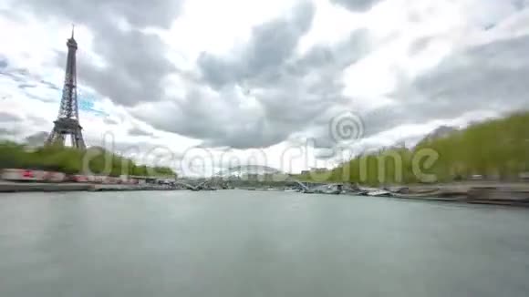 巴黎这艘游览车沿着视频的预览图
