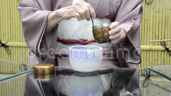 日本茶道视频的预览图