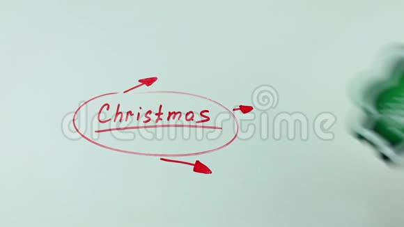 有照片的圣诞计划视频的预览图