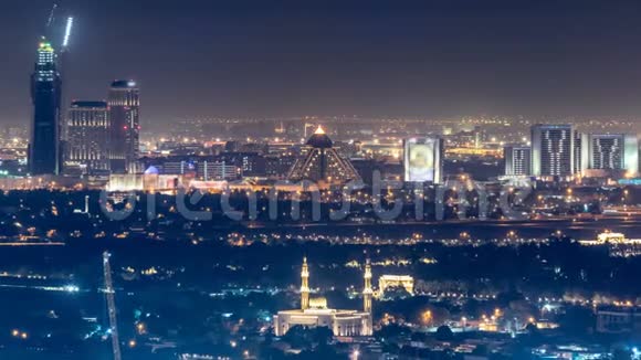 带机场时间的迪拉区的空中景观视频的预览图