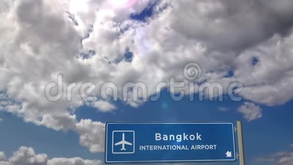 飞机降落在曼谷视频的预览图