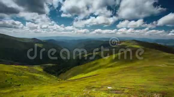 喀尔巴阡山4美丽的时光流逝景观视频的预览图