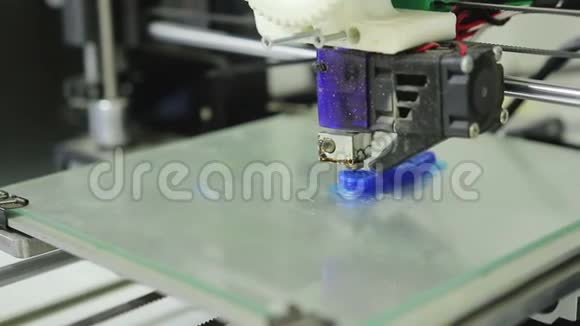 3D打印机打印项目视频的预览图