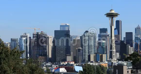 西雅图华盛顿天际线在晴朗的4K视频的预览图