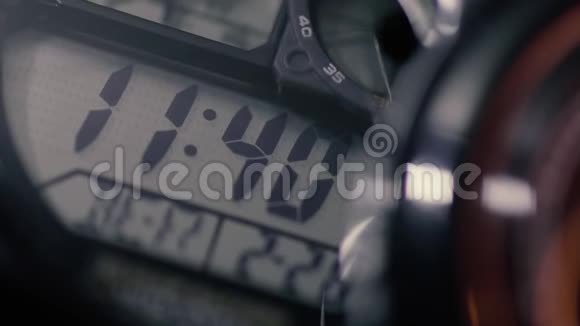 数字手表计数时间视频的预览图