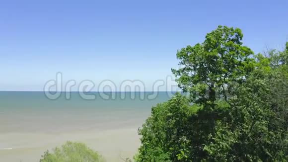 伊利湖航空摄影视频的预览图