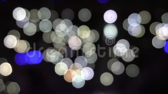 抽象模糊与闪烁波克亮党灯抽象闪烁离焦抽象背景视频的预览图
