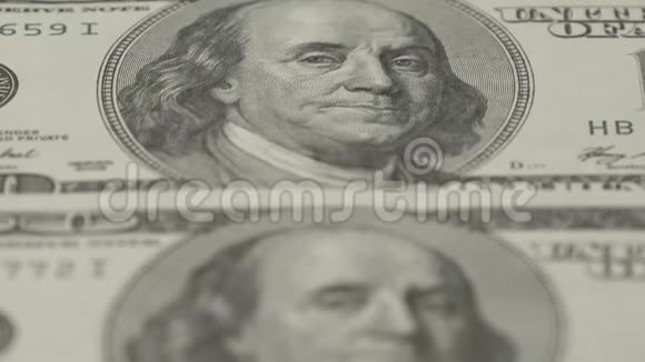 百元钞票特写运动滑块4钞票的宏观摄影本杰明富兰克林的肖像视频的预览图