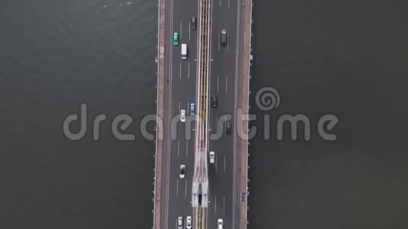 河上的斜拉桥中国广州视频的预览图