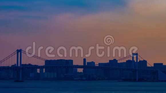 东京阿里克湾附近日落时间的推移视频的预览图