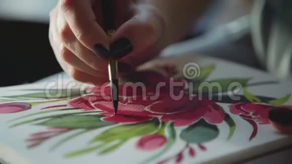 过程创作一幅花印画一幅牡丹花卉图案视频的预览图