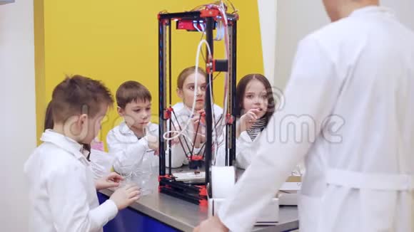 3D印花在儿童教育的应用视频的预览图