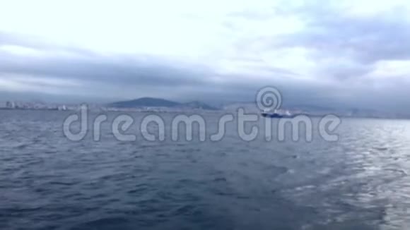 船上海景自然视频的预览图
