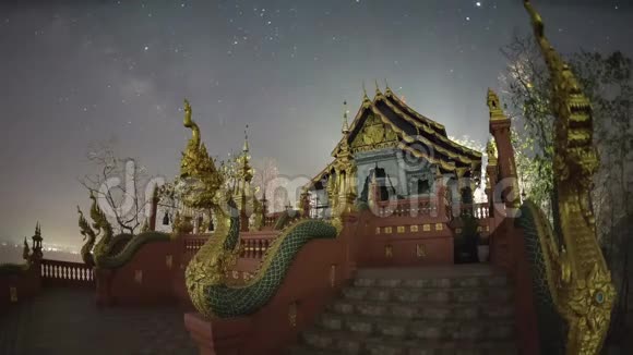 银河升起在圣殿之上视频的预览图