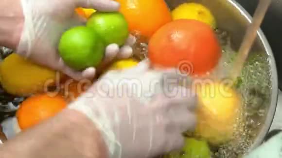 洗手水果近距离视频的预览图