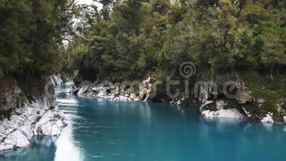新西兰的霍基蒂卡峡谷视频的预览图