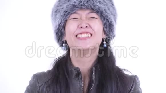 快乐美丽的亚洲女人的笑脸视频的预览图