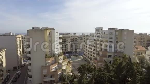 法国尼斯的公寓楼住宅区房地产视频的预览图