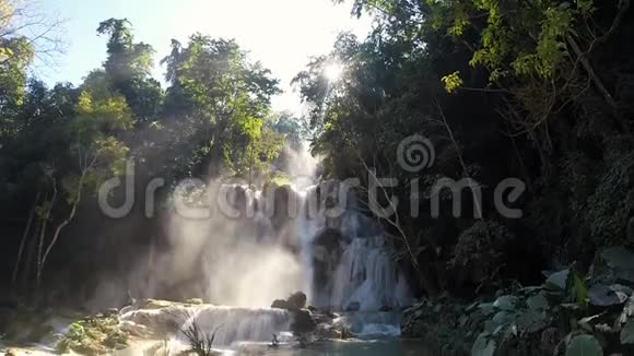 老挝匡思瀑布视频的预览图