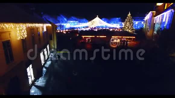 圣诞市场视频的预览图