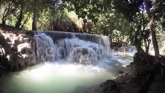 老挝匡思瀑布视频的预览图