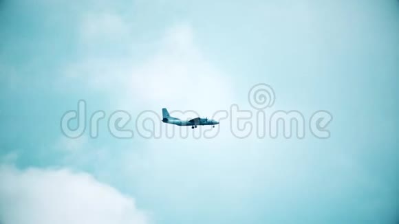 涡轮螺旋桨飞机着陆视频的预览图