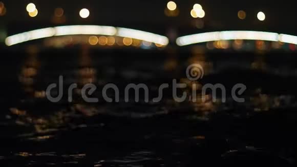 夜城江浪圣彼得堡视频的预览图