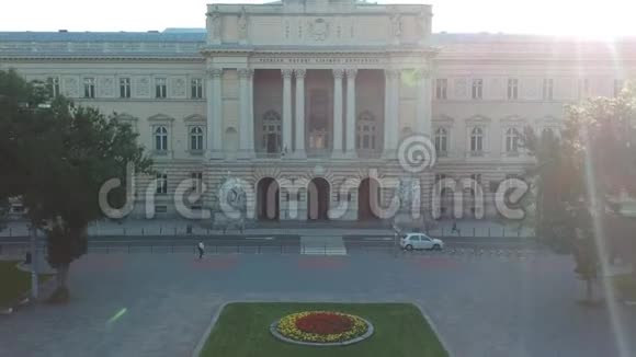 利沃夫城市鸟瞰图视频的预览图