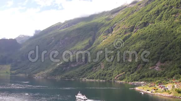 吉兰格峡湾和步行船斯特兰达挪威视频的预览图