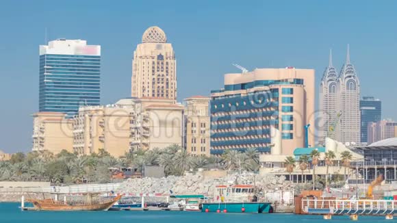 迪拜互联网城市时代区现代建筑综合体视频的预览图