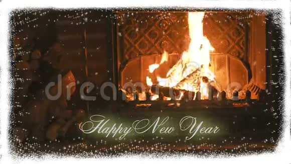 壁炉新年和雪恭喜你视频的预览图
