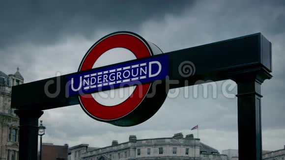 伦敦地下地铁标志视频的预览图