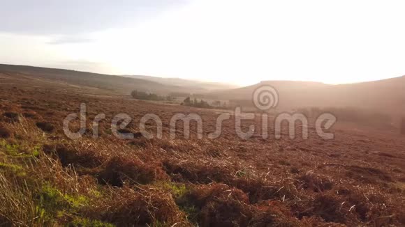 英国山顶区国家公园日落视频的预览图