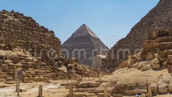 放大石头金字塔吉萨大金字塔开罗埃及视频的预览图