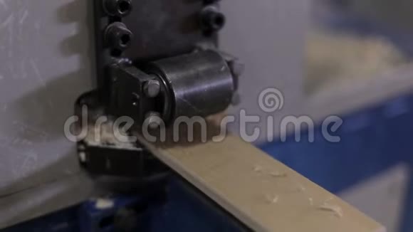 木制木板和木板是在一家家具厂做的视频的预览图