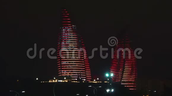 火焰塔的特写十二月的晚上阿塞拜疆巴库视频的预览图