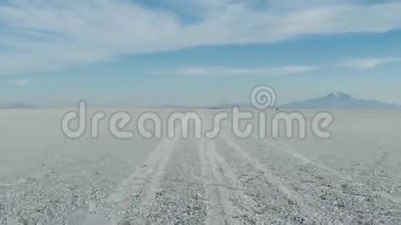 玻利维亚SaltsFlats卡车11mp4视频的预览图