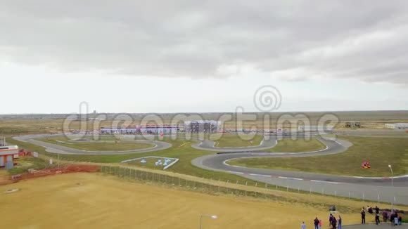 空气视图Yevpatoriya公路俄罗斯卡丁车锦标赛视频的预览图
