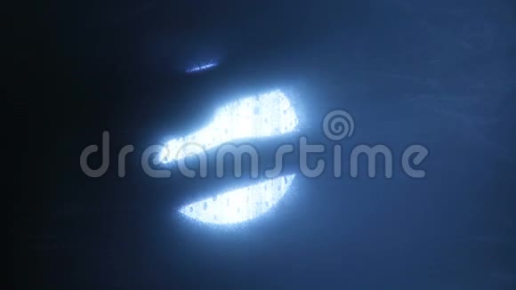 外星人接触月亮的光视频的预览图