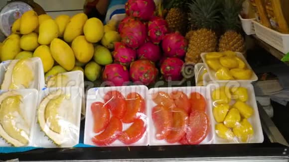 泰国新鲜水果准备视频的预览图